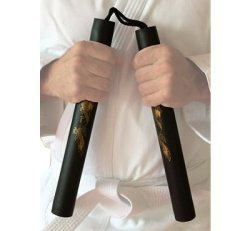 Nunchaku en mousse avec corde