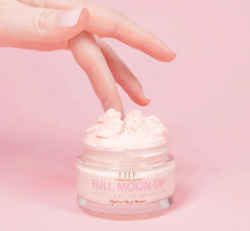 FarmHouse Fresh: Full Moon Dip Illumination Mousse with Retinol + Wrinkle-Targeting Peptides