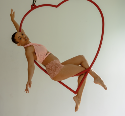 Photographer & 5 Edits