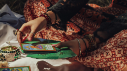 ArcanaDance: Transitioning to a New Year with Tarot & Movement