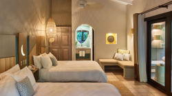 Costa Rica Yoga Retreat at CalaLuna: Secluded Deluxe Queen room with private bath for 1 person