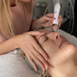 Hydrofacial Plus