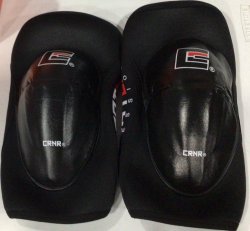 CRNR knee pads