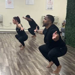 10 Group Yoga & Fitness Sessions For One Person