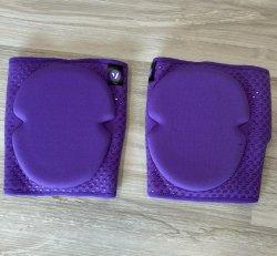 Knee Pads - Grippy Dots - Open Back