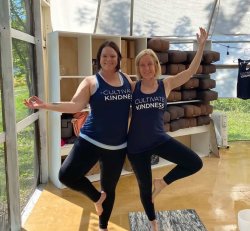 Cultivate Kindness Tank Top in Midnight