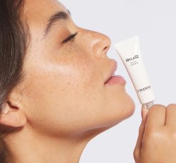 Jan Marini ~ HYla3D Lip Complex