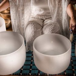 Sound Bath with Carolina Pelayo