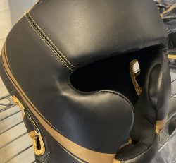 STRIKING - PROMA HEADGEAR LIMITED - BLK/GLD