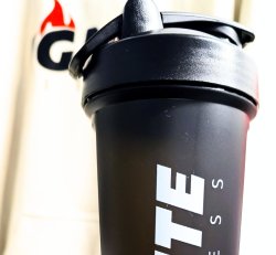 Ignite 24oz Shaker Bottle