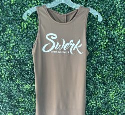 Brown Cross Back Top with White Swerk