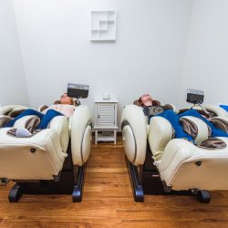 20 Minute Zero-Gravity Massage Chair Session