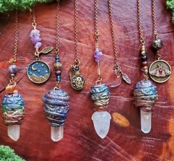 Lura Luna Art Pendulums
