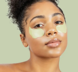 Strawberry Matcha Latte Depuffing & Hydrating Eye Patches