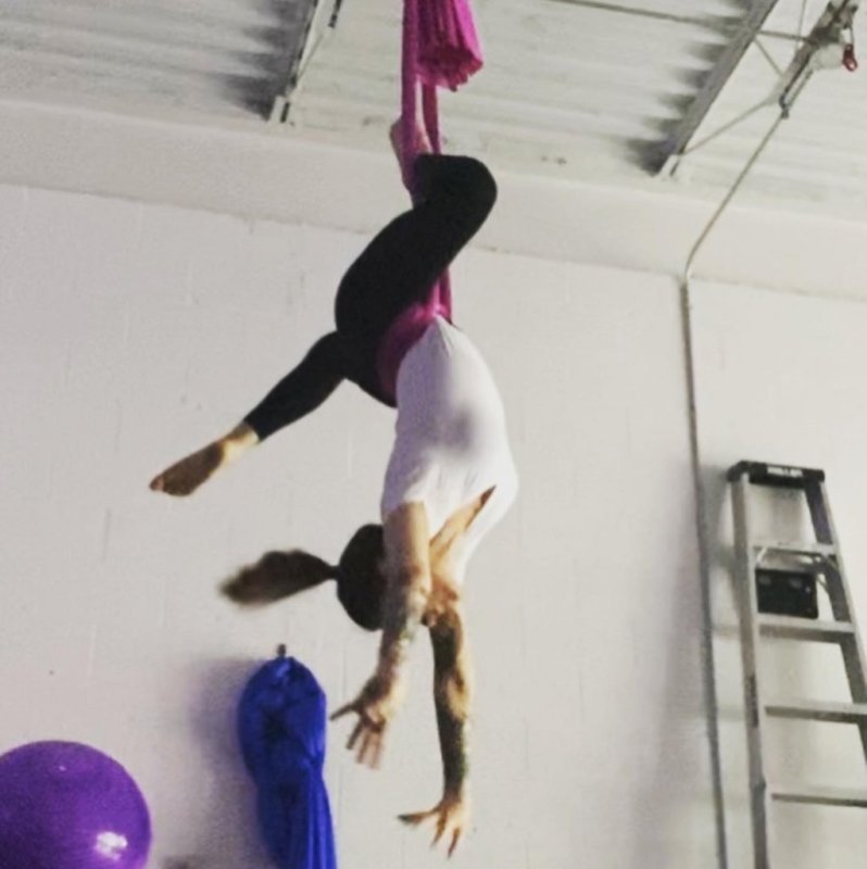Circus: Sling