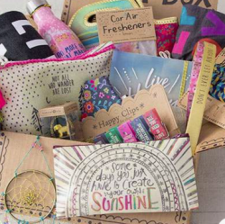 Girls United Classes & Monthly Surprise Kits