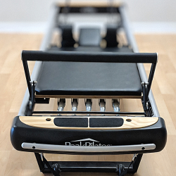 Single Group Pilates Reformer Session