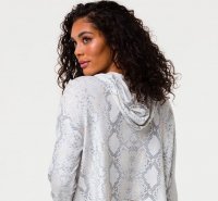 Onzie Weekend Crop Hoodie
